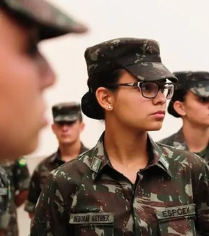 Mulheres poderão se alistar no serviço militar aos 18 anos