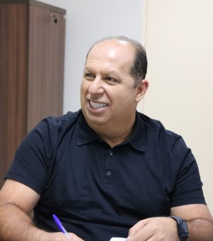 Decisão na Saúde de Teotônio Vilela expõe perda de força política de Peu Pereira