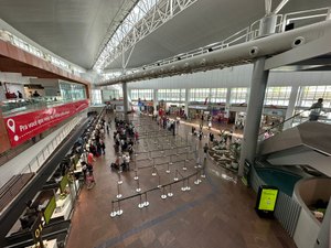 Assembleia geral decide pela suspensão da greve dos controladores de voo