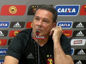 Em perfil do Sport, torcida pede saída do técnico Vanderley Luxemburgo
