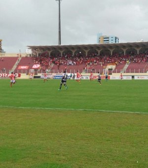 Torcedores do ASA são atacados durante a partida contra o Sergipe