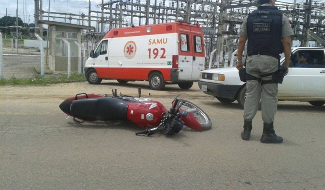 Colisão entre duas motocicletas deixa três feridos na AL-115