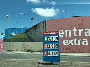 Preço da gasolina recua em meio a pandemia do coronavírus em Maceió