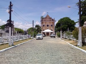 Maceioenses vão aos cemitérios nesta terça-feira (02), Dia de Finados