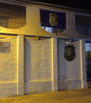 Polícia apreende adolescente suspeito de participação em homicídios em Delmiro Gouveia