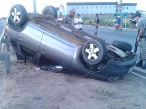 Motorista embriagado causa acidente na AL-220