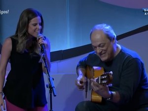 Repórter dá show, canta Elis com Toquinho no SporTV e surpreende Galvão