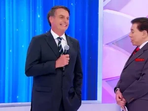 Após polêmica, web resgata fotos de Silvio com presidentes do Brasil