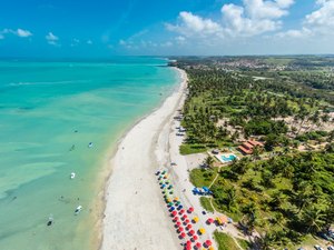 Prefeitura lança edital para credenciar ambulantes na Praia de Antunes