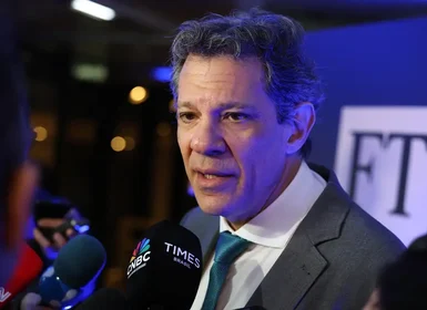 Haddad diz não saber se continuará na Fazenda caso Lula seja reeleito
