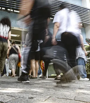 Enem 2025: 4,8 milhões participam do 1° dia de provas neste domingo