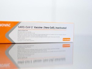 Governo de AL assina protocolo de intenções para aquisição da vacina Coronavac