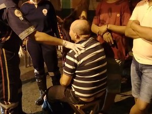Grupo espanca homem em saída de bar no Alto do Cruzeiro