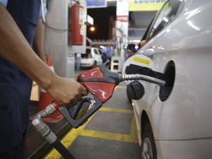 Preço do óleo diesel cai pela terceira semana seguida em Maceió