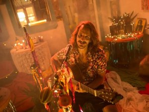 Músico Caê Mancini mistura ritmos em novo disco Folguedo Caldeado