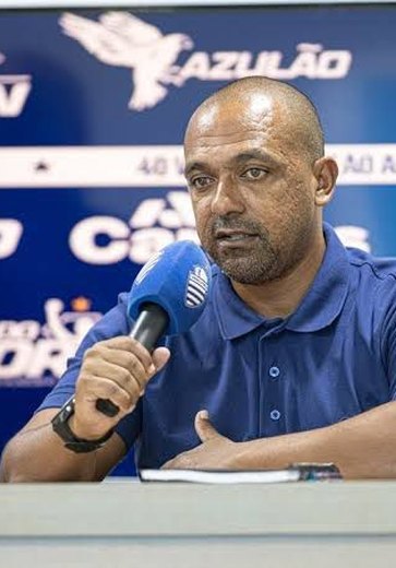 Dirigente do CSA xinga árbitros após empate com o Ituano e promete acionar a Justiça