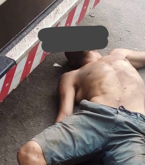 Homem em situação de rua é agredido após supostamente assediar mulheres em Arapiraca