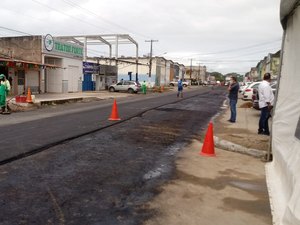 JHC assina autorização para obras de pavimentação na parte alta da capital