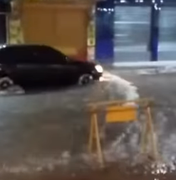 [Vídeo] Chuvas provocam alagamentos e transtornos na cidade de Palmeira dos Índios