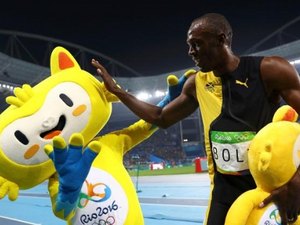 Bolt ganha tri nos 100 m rasos e se torna o maior da história do atletismo