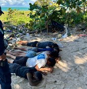 Guarda Municipal prende cinco por tráfico na praia de Jatiúca, em Maceió