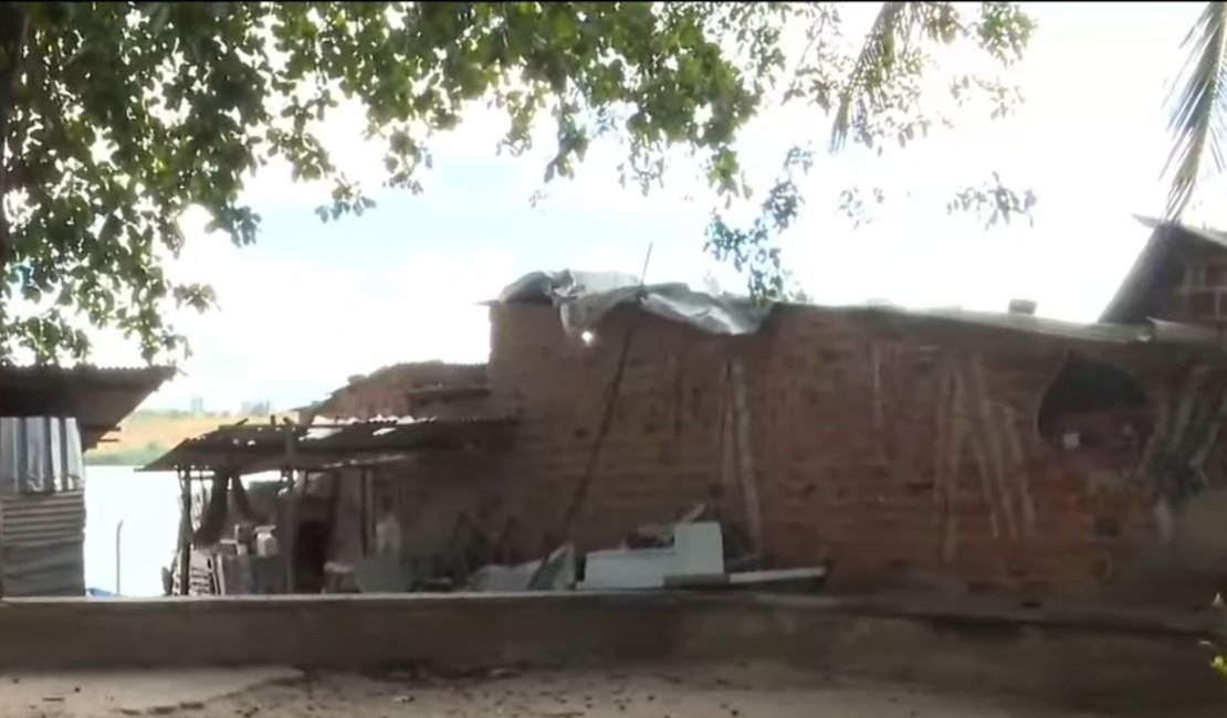 Homem é encontrado morto a tiros e com sinais de espancamento no Vergel do Lago