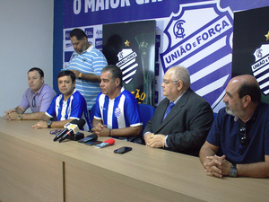 CSA confirma três amistosos na pré-temporada e apresenta nova camisa para 2018
