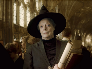 Morre Maggie Smith, atriz de 'Harry Potter' e 'Downton Abbey'