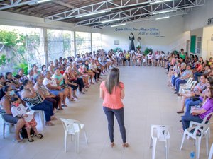 Mulheres de Penedo recebem orientações sobre violência doméstica