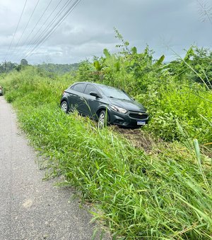 [Vídeo] Óleo na pista causa perigo e acidentes em Matriz de Camaragibe