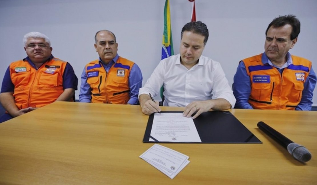 Moradores do bairro do Pinheiro se reúnem com governador