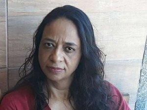 Mulher descobre que foi sequestrada pelo 'pai' após 44 anos