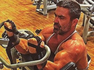 Portador do HIV que fazia sexo sem camisinha se apresenta à Justiça