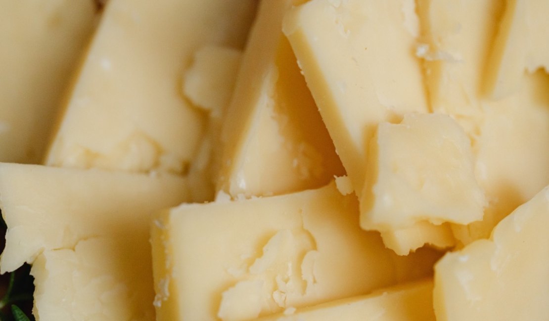 Cooperativa que fornece queijo para escolas municipais de Maceió é suspeita de adulterar alimento