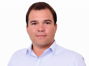 Vereador denuncia abandono na saúde pública de Campestre e critica uso político da máquina administrativa