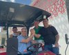 Cabo Bebeto e Alfredo Gaspar entregam trator agrícola a comunidade do sertão alagoano