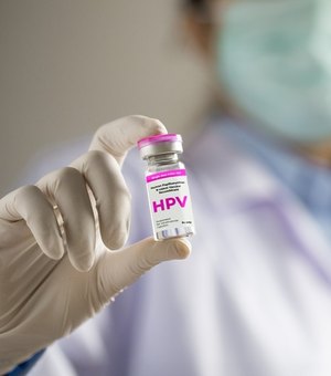 Vacina contra HPV diminui riscos associados ao câncer de colo do útero