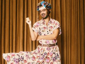 Pedro Sampaio faz homenagem a Paulo Gustavo e conta reação de Dona Déa