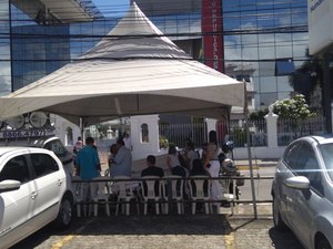 Concursados da reserva técnica da Uncisal realizam protesto no Centro 