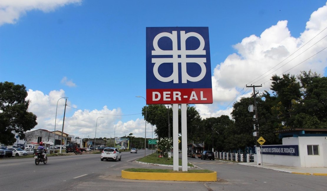 Divulgada lista final da isenção de taxa para o concurso do DER