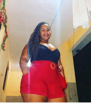Dia após filha sofrer tentativa de estupro, mulher é morta na frente do caçula em Atalaia