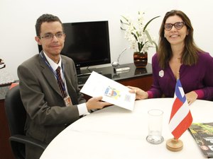 Em carta entregue no Senado, Jó Pereira rebate projeto que extingue cota mínima de participação feminina nas eleições