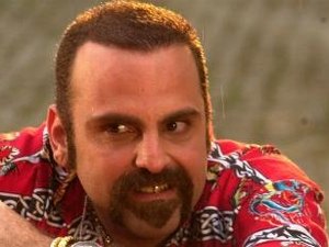 Morre aos 58 anos Guilherme Karam; ator tinha síndrome de Machado-Joseph