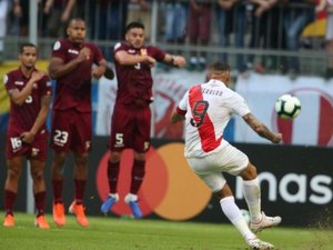 Guerrero lamenta empate na estreia peruana na Copa América: 'Merecíamos ganhar'