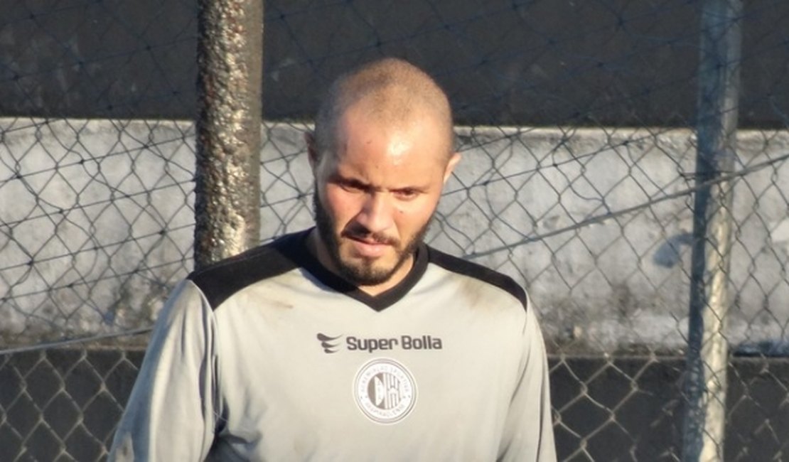 Pedro Henrique relembra jogo contra o Vila e diz: 'Cada jogo é uma história'