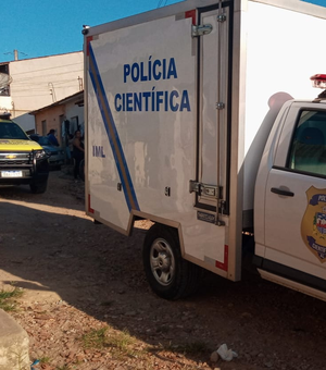Vítima de homicídio, homem é atingido com vários disparos na frente de sobrinhos de 2 e 3 anos em Maceió