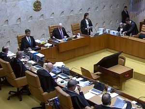 STF suspende julgamento sobre mandato-tampão para governo do Rio