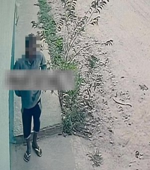 Casa é invadida por homem que furta dinheiro, cartão de crédico e armas brancas em Delmiro Gouveia