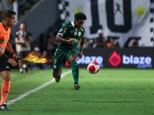 Endrick revela conversa com Abel em troca no Palmeiras: ‘F*da-se’