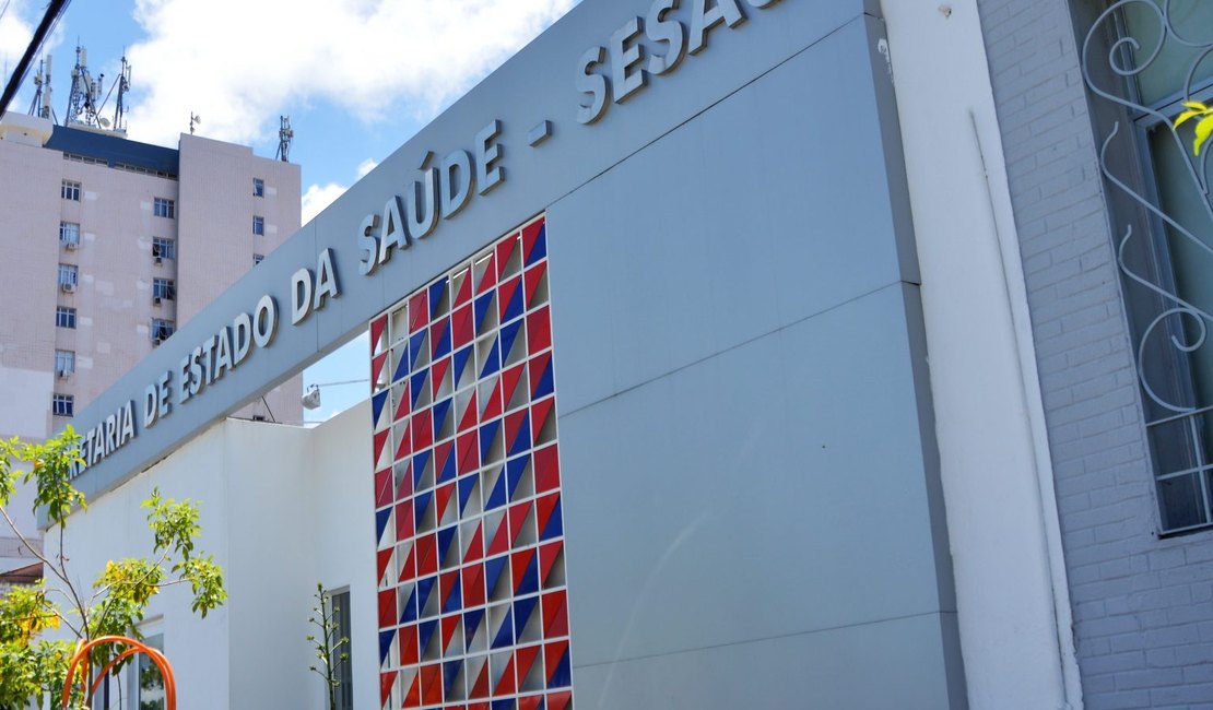 Governo define substituto de secretário da Saúde alvo da PF; saiba quem é